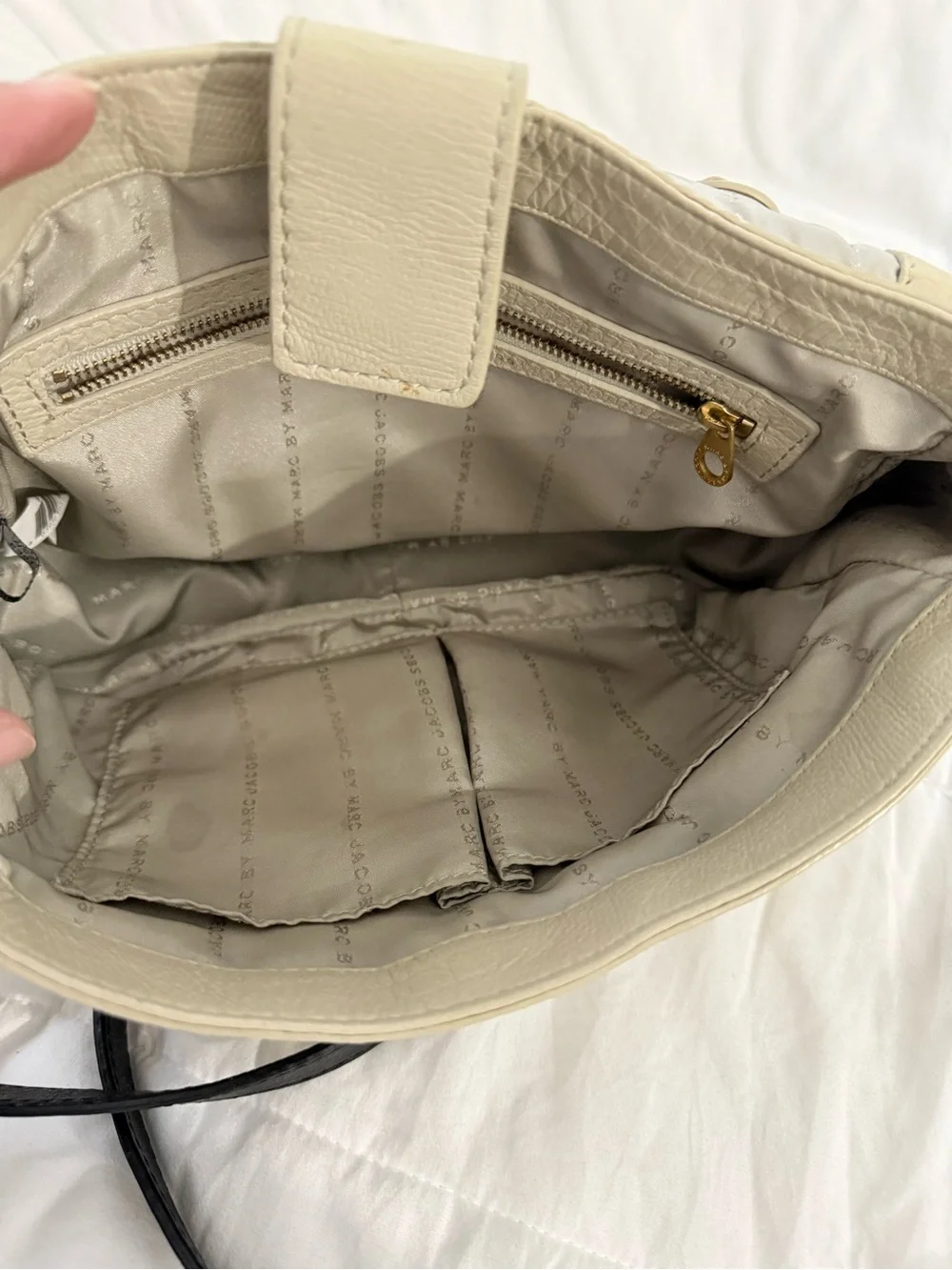 Marc Jacobs Two-Tone Leather Satchel - Cream & Black